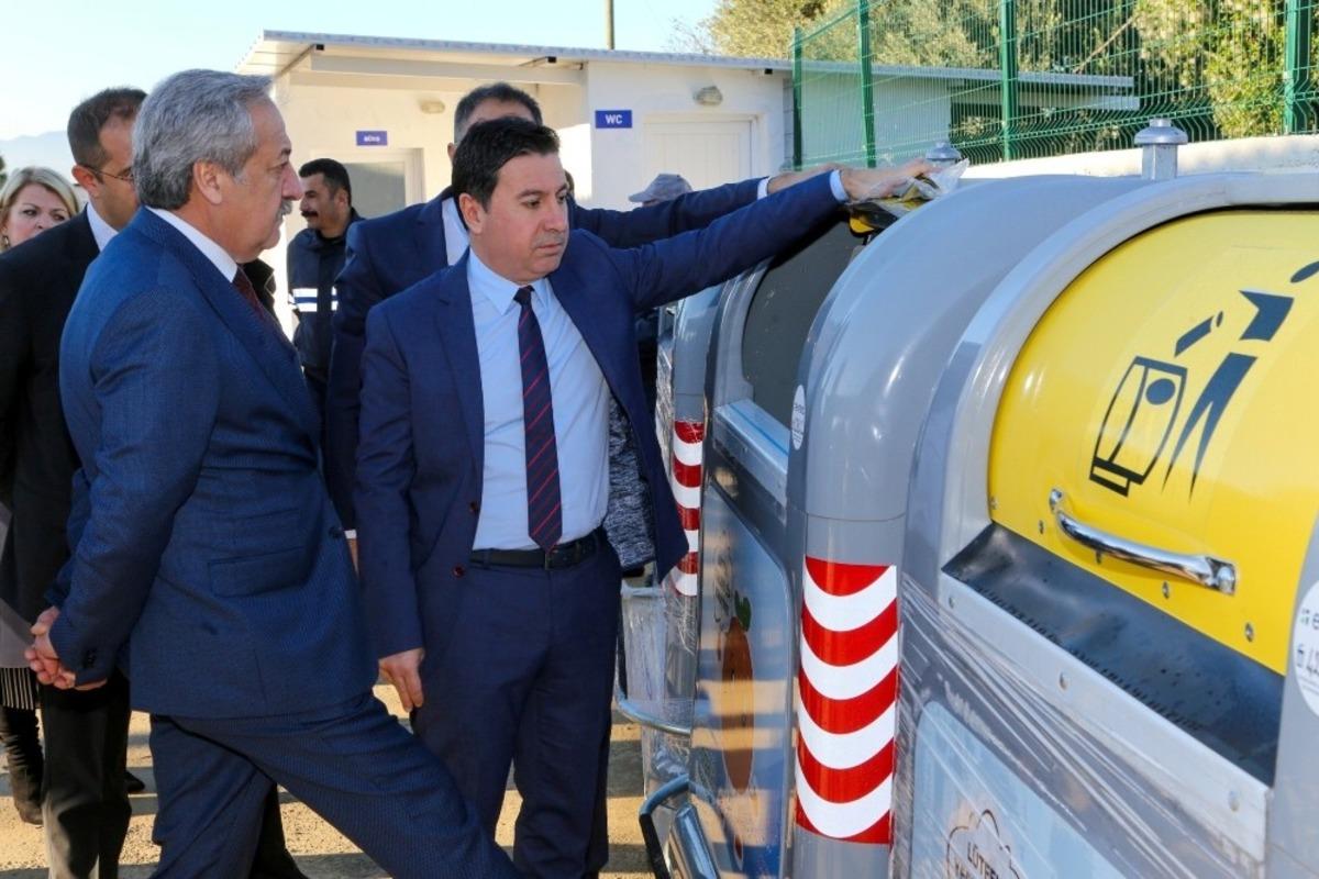 Akıllı &ccedil;&ouml;p konteynırları Bodrum&rsquo;da g&ouml;reve başladı