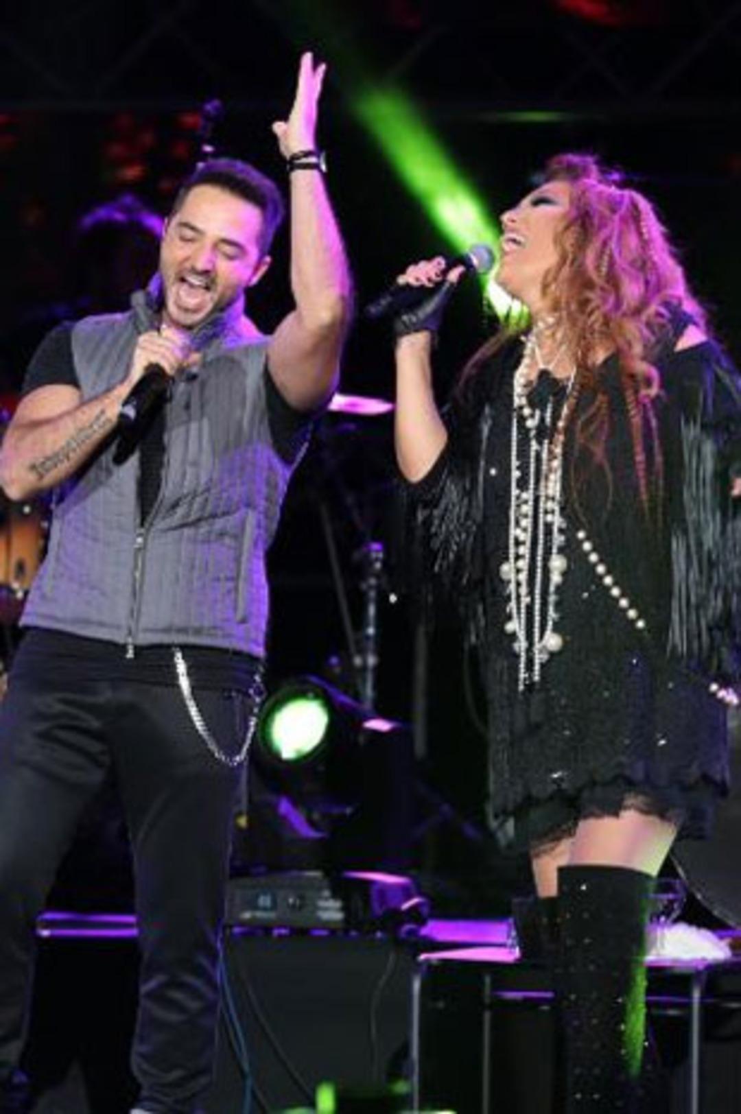 Demet Akalın 410 bin liradan oldu