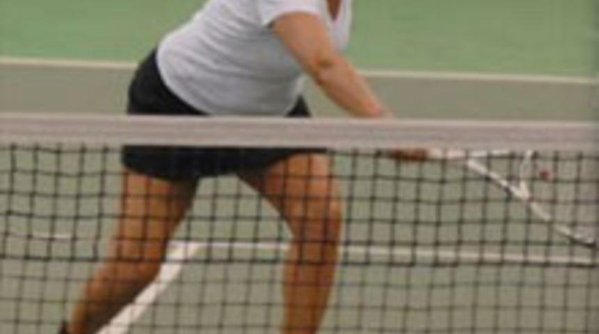 Topuklu Ayakkabıyla Tenis