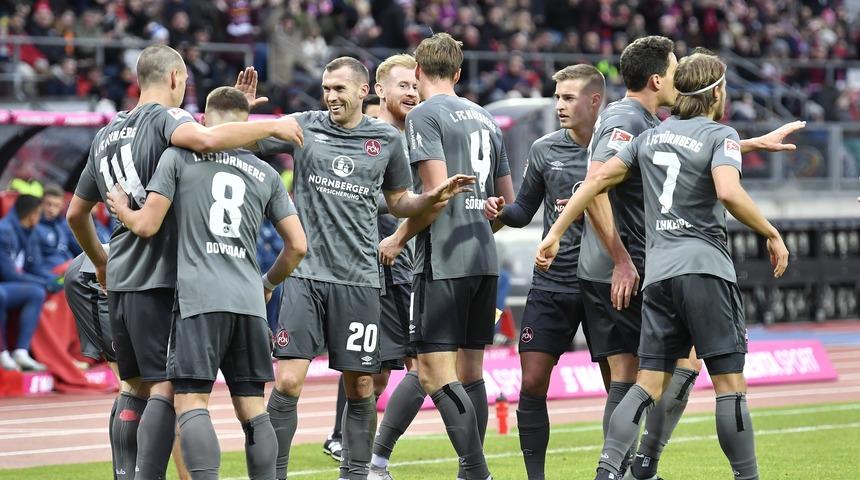 N&uuml;rnberg-Bayern M&uuml;nih ma&ccedil; sonucu: 5-2 (Michael Frey Bayern gol izle)