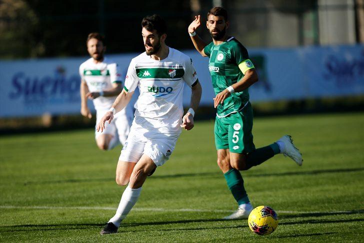 Konyaspor-Bursaspor maçında kavga çıktı G5