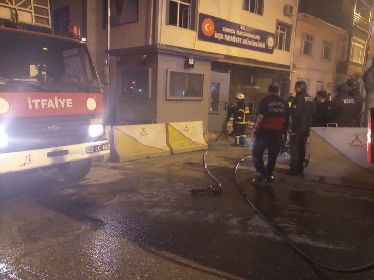 Darıca'da emniyet müdürlüğünde yangın G4