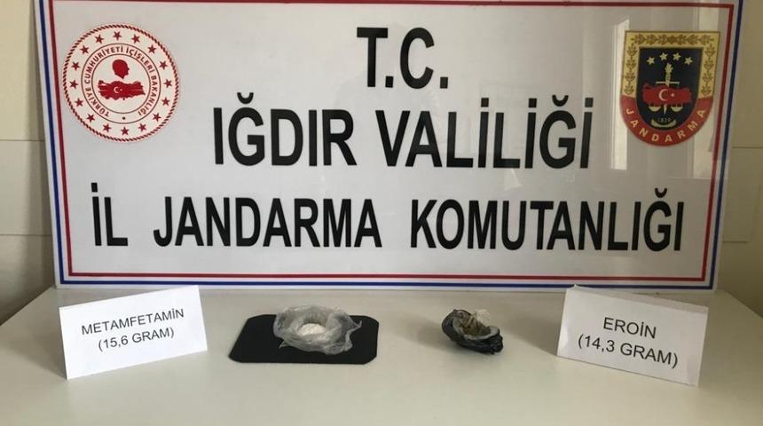 Iğdır’da Eroin ile Metamfetamin türü uyuşturucu madde ele geçirildi