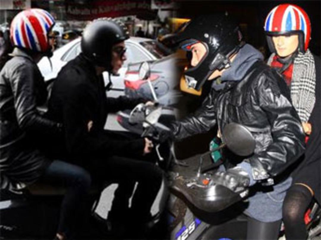 Kask aynı sevgili farklı