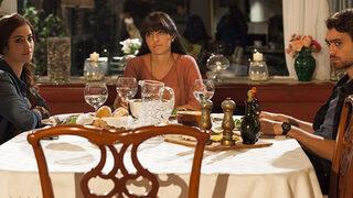 Aslı Tandoğan ile Hazal Kaya kavga etti