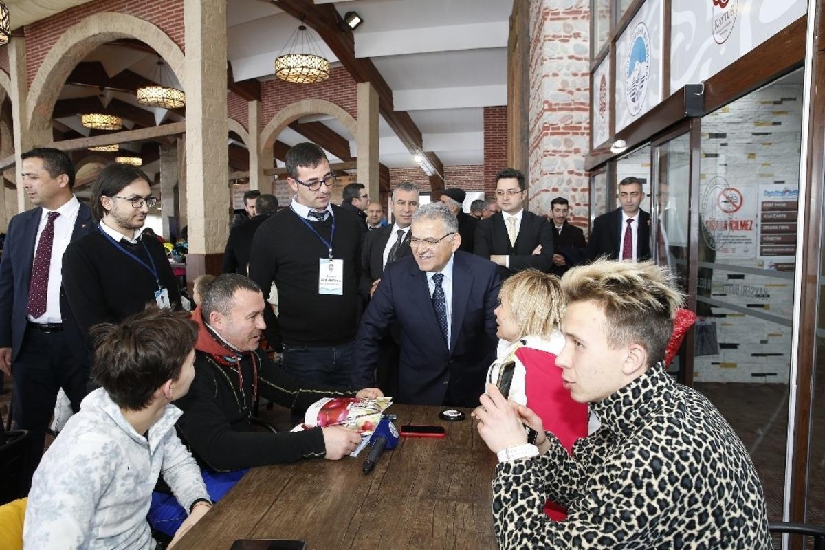 Yabancıların g&ouml;zdesi Erciyes