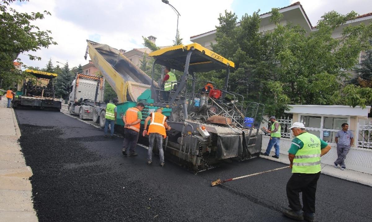 &Ccedil;ankaya asfaltta ge&ccedil;en yılı 100 bin ton ile kapattı