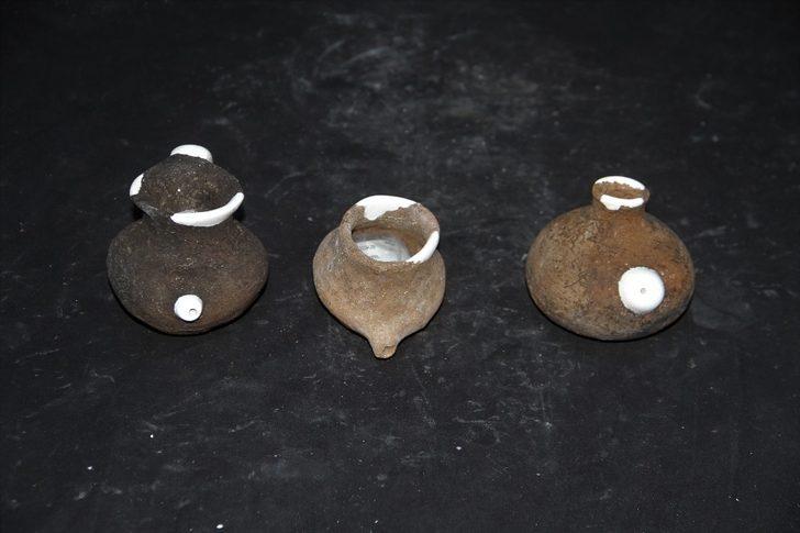 Norik Höyük'teki kazılarda 4 bin 500 yıllık biberonlar bulundu G1