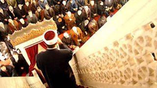 Camide imamla müezzin arasında kavga! Soruşturma başlatıldı