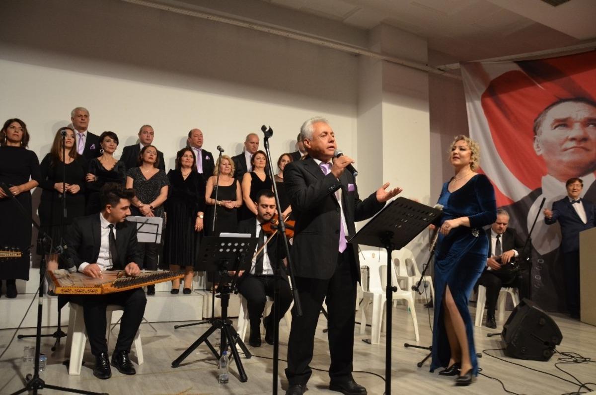 Demirci&rsquo;nin tarihini anlatan kitap tanıtıldı