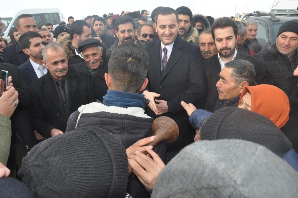 Başkan Arslan&rsquo;a coşkulu karşılama