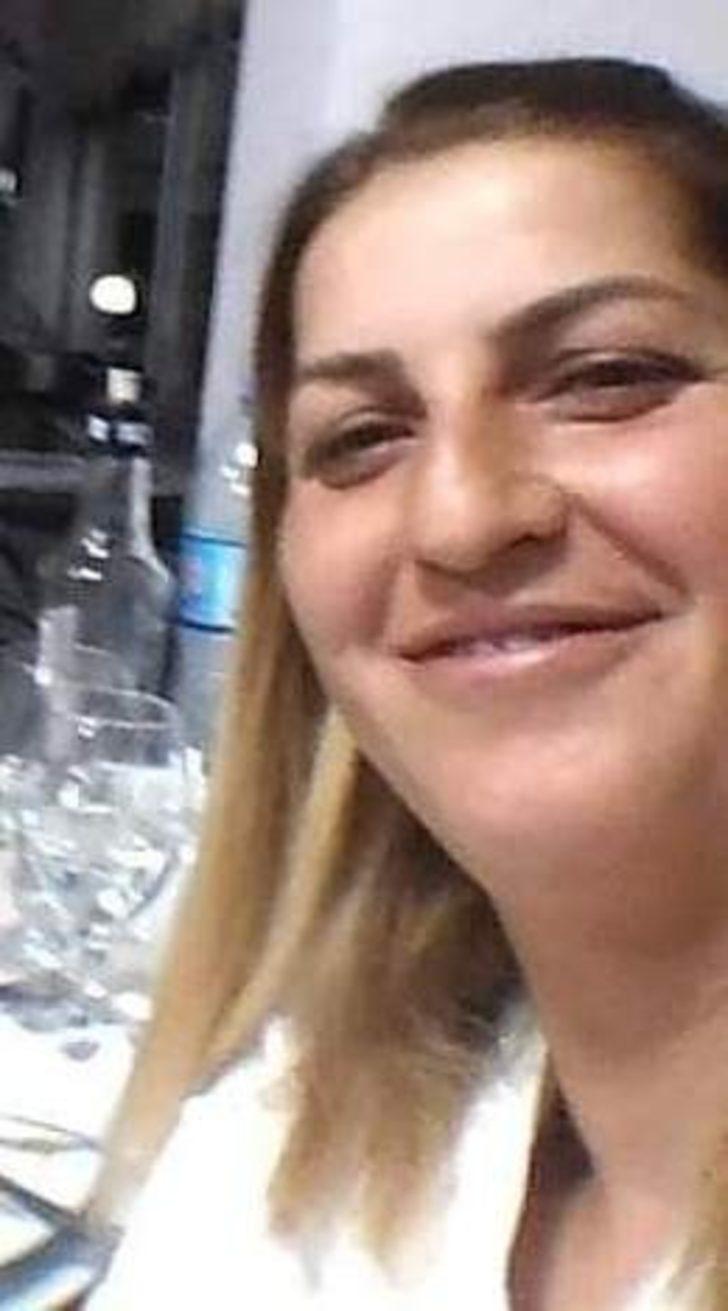 Devrilen traktörden düşen kadın hayatını kaybetti G4