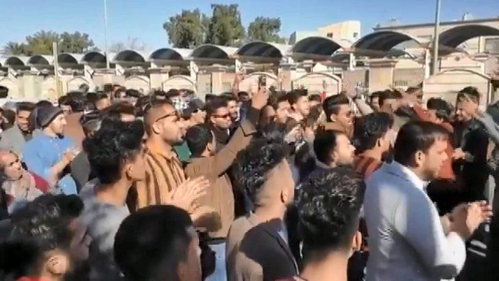 İran’daki protestolardaki bu görüntü gündem olmuştu! Trump'tan ilk tepki geldi! G3