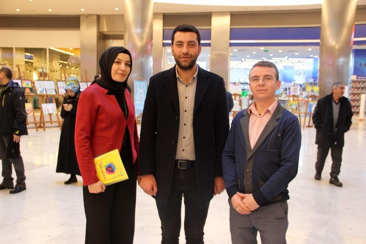 &ldquo;&Ccedil;izimlerle 40 Hadis&rdquo; sergisine yoğun ilgi