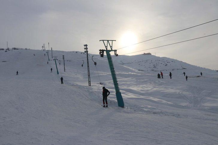 Bitlisliler hafta sonlarını kayarak geçiriyor G1