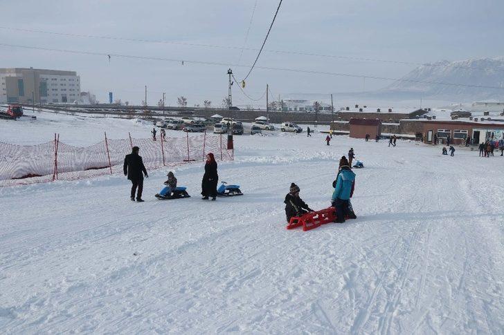 Bitlisliler hafta sonlarını kayarak geçiriyor G2