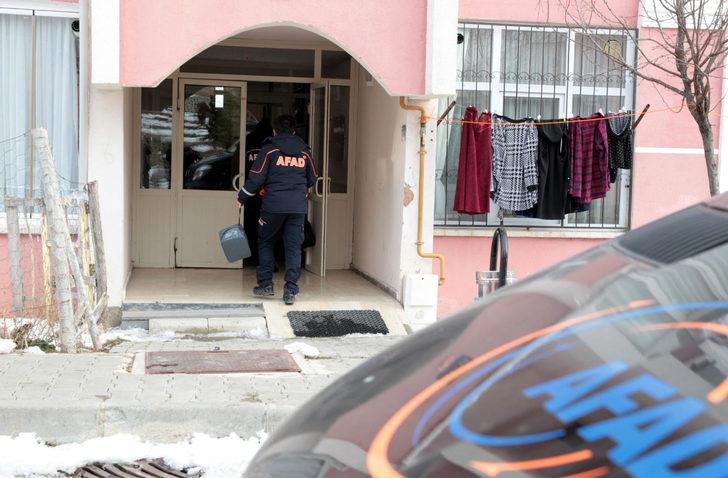 Kimyasal madde ile intihara kalkıştı, AFAD binayı boşalttı G3