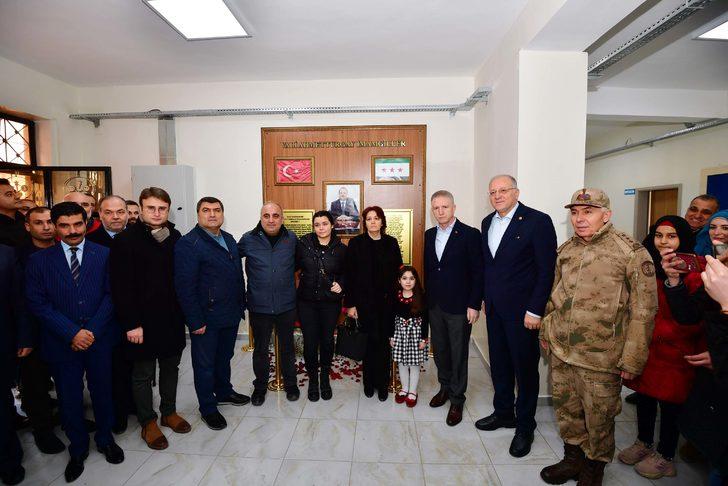 Hayatını kaybeden vali yardımcısının ismi Cerablus'ta okula verildi G2