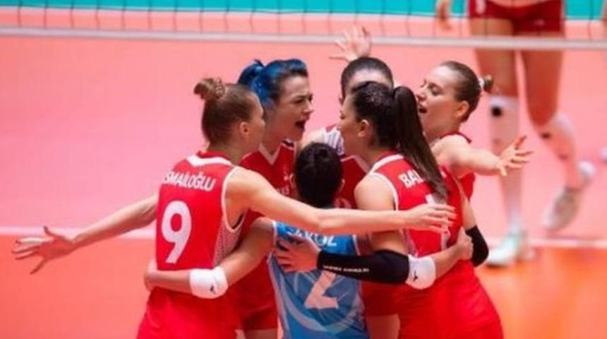 Galatasaraylı Ayberk Olmaz'dan MHP'li başkan Birol Şahin'e cevap: Tahrik oluyorsan bizim şortları da uzatalım