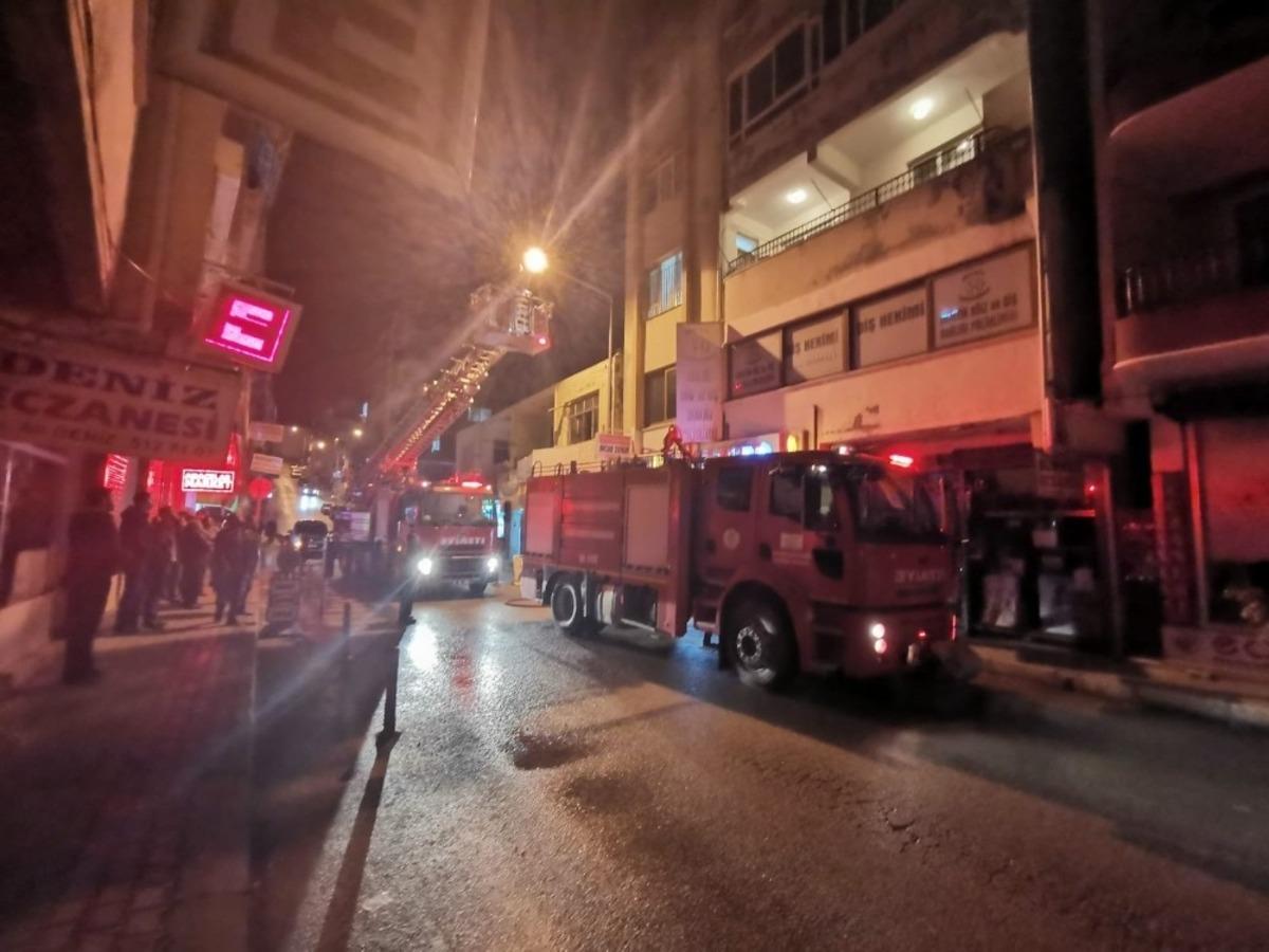 Samandağ&rsquo;da ev yangını korkuttu