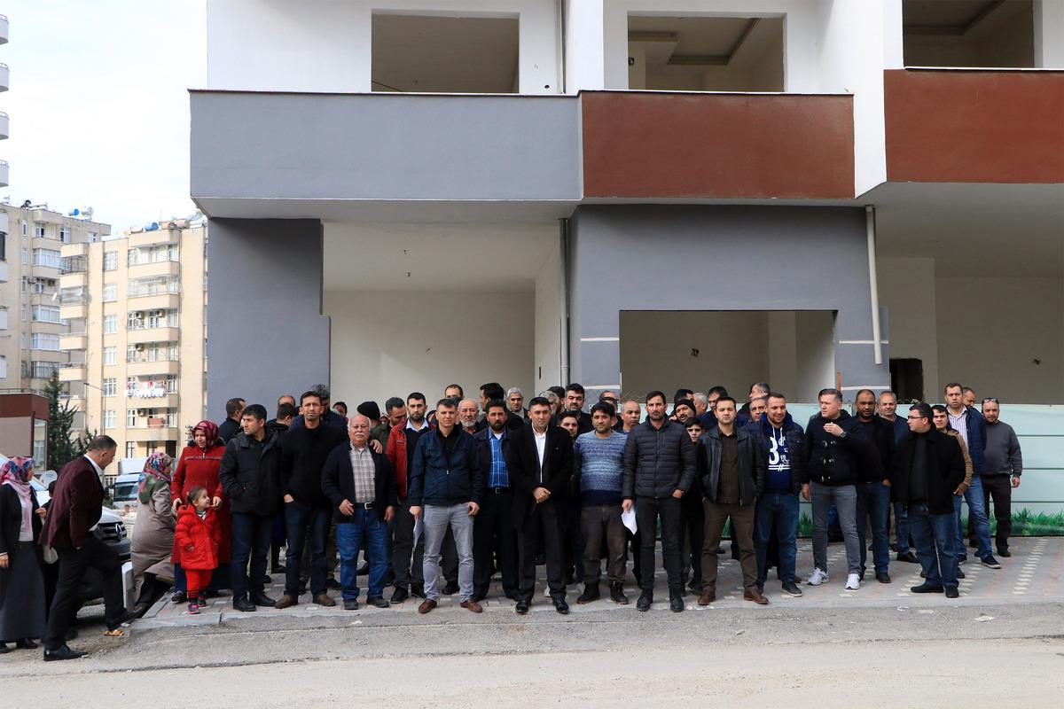 M&uuml;teahhit dolandırıp ka&ccedil;tı! Aynı daireleri birden fazla kişiye satmış