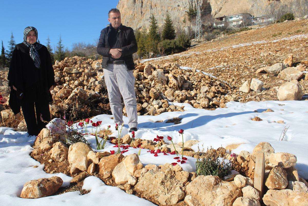 Boşanma aşamasındaki eşini 13 yerinde bı&ccedil;aklayıp &ouml;ld&uuml;rd&uuml;, iyi hal indirimi aldı! Aile tepkili