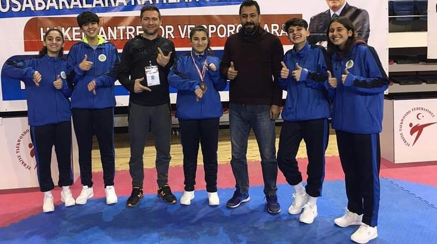 Ayşeg&uuml;l Kaya T&uuml;rkiye &uuml;&ccedil;&uuml;nc&uuml;s&uuml; oldu