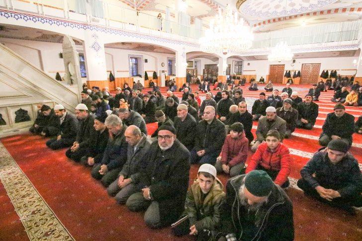 Hacılarlılar sabah namazında bir araya geldi G1