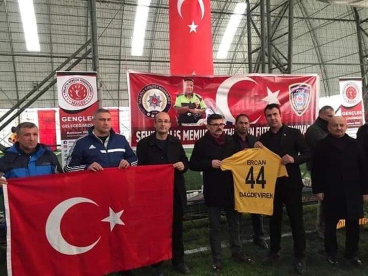 Fethi Sekin anısına halı saha turnuvası G2