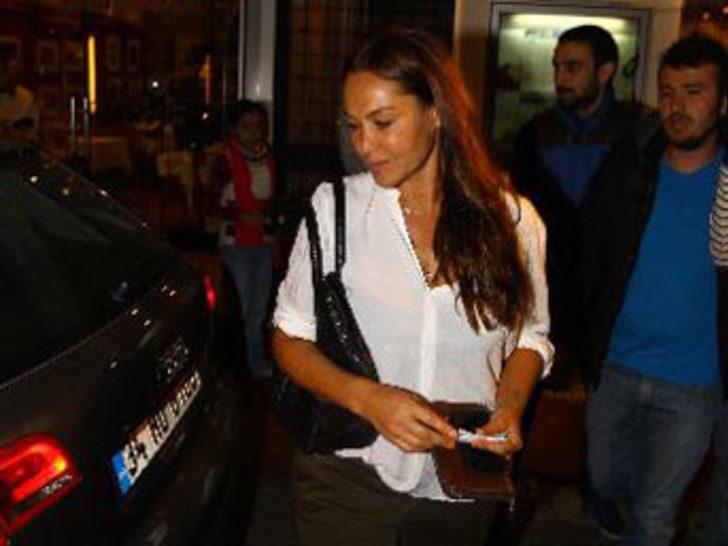 Hülya Avşar devretti G4