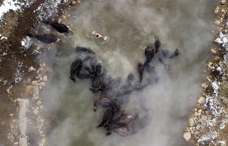 Mandaların eksi 10 derecede kaplıca sefası G5