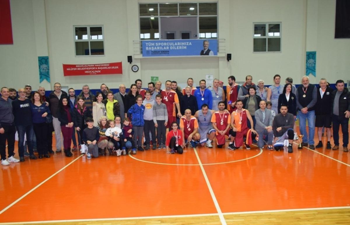 Nil&uuml;fer&rsquo;de basketbol heyecanı sona erdi