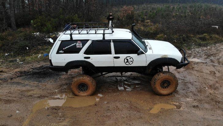 Baba yadigarı 96 model aracını off-road cipine çevirdi! Görenler şaşkına dönüyor G4