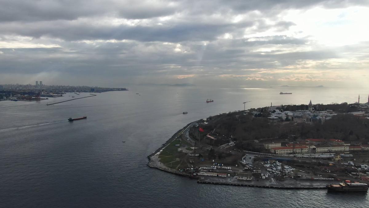 Marmara Denizi'nde korkutan g&ouml;r&uuml;nt&uuml;! Giderek artıyor
