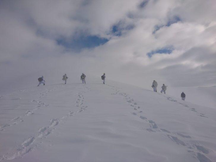 Son dakika! Hakkari'de Kapan-3 Kavaklı Operasyonu başladı G4