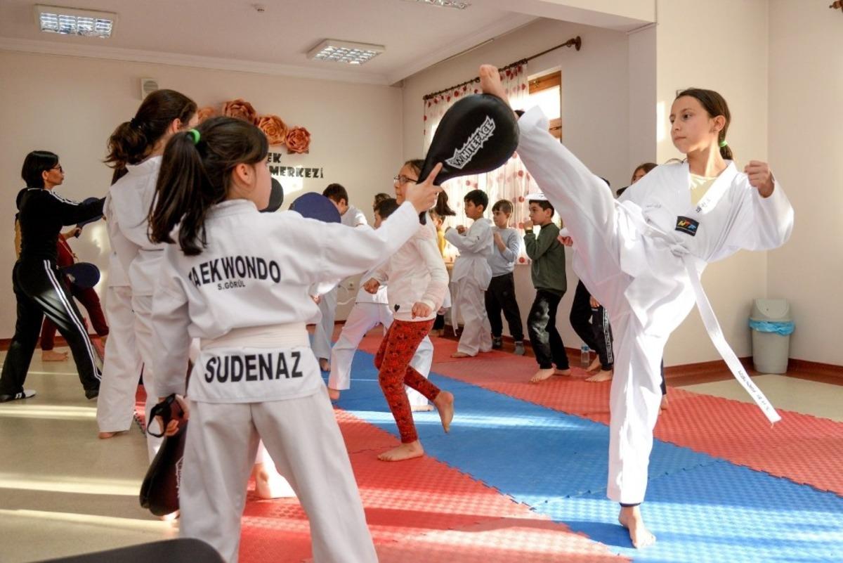 Altındağ kreşlerinde Karag&ouml;z g&uuml;nleri