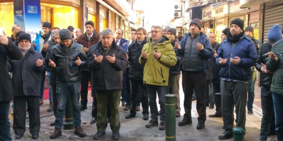 Esnaf Osmanlı geleneğini devam ettiriyor