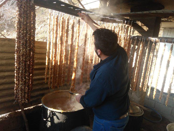 Cevizli sucuk geçim kaynakları oldu! Yoğun talep görüyor G1