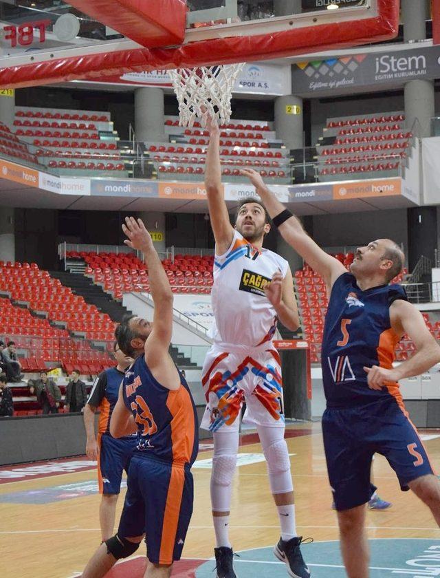 Kayseri Büyük Erkekler Basketbol Ligi’nde heyecan artıyor