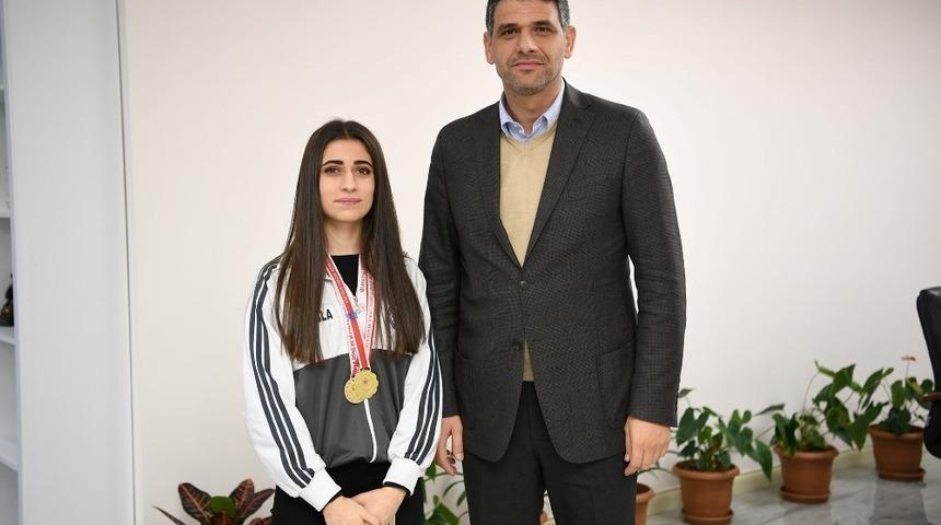 Başkan Kocaman, gen&ccedil; satran&ccedil; sporcunu ağırladı