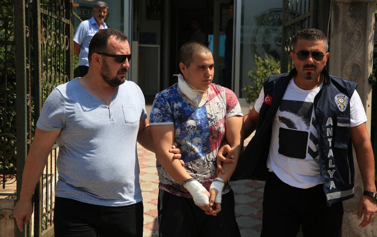 Hamile ablasının boğazını kesmişti! 'Silahım olsaydı, vahşice &ouml;ld&uuml;rmek zorunda kalmazdım'