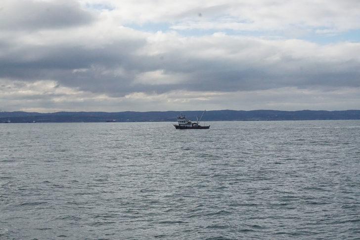 Kilyos'ta kaybolan balıkçılar 30 tekneyle aranıyor G3