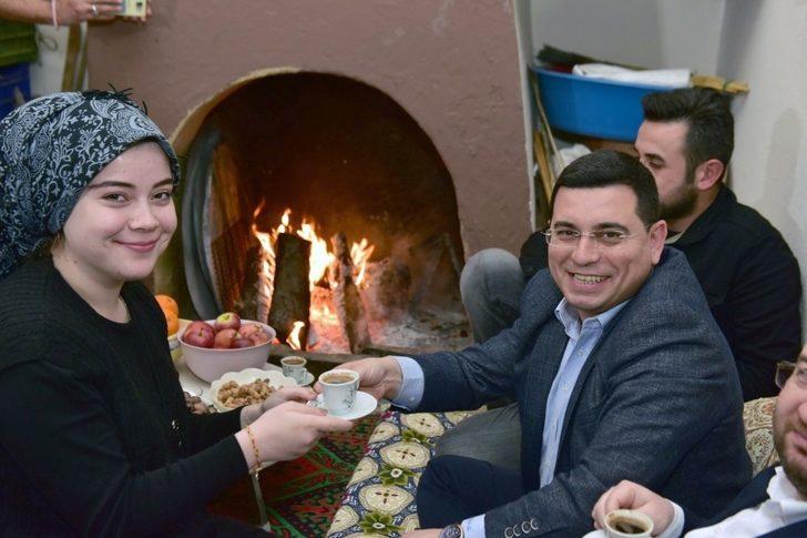 Başkan Tütüncü, üreticiyle sera nöbetinde G2