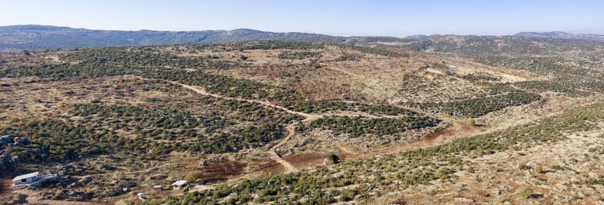Kırsal mahalledeki &ccedil;ift&ccedil;iler i&ccedil;in belediye imkanları seferber edildi