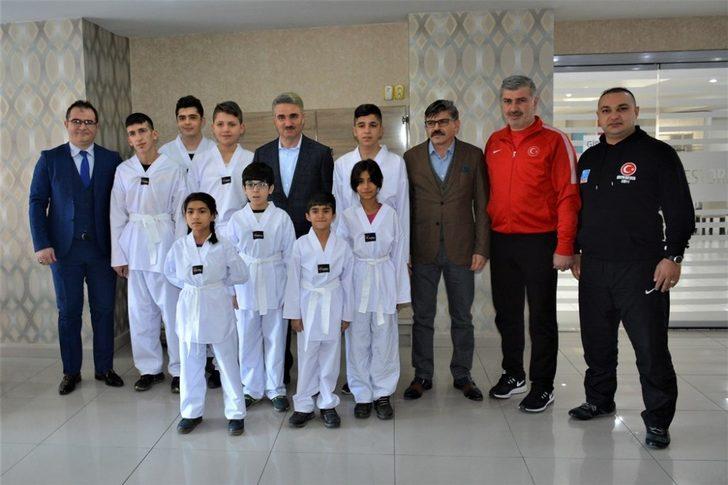 “Sokaktan Spora” Projesine katılanlar gösteri yaptı G2