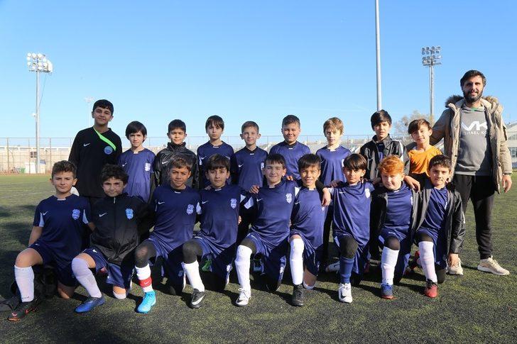 Büyükçekmece, Kazakistan’ın Real Sport takımıyla “Dostluk Maçı” yaptı G3