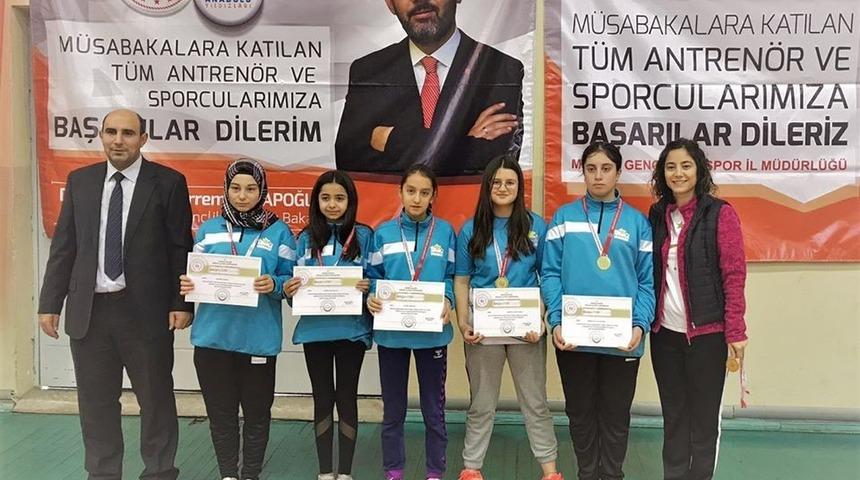 Bilecik Analig Badminton Takımı &ccedil;eyrek finalde
