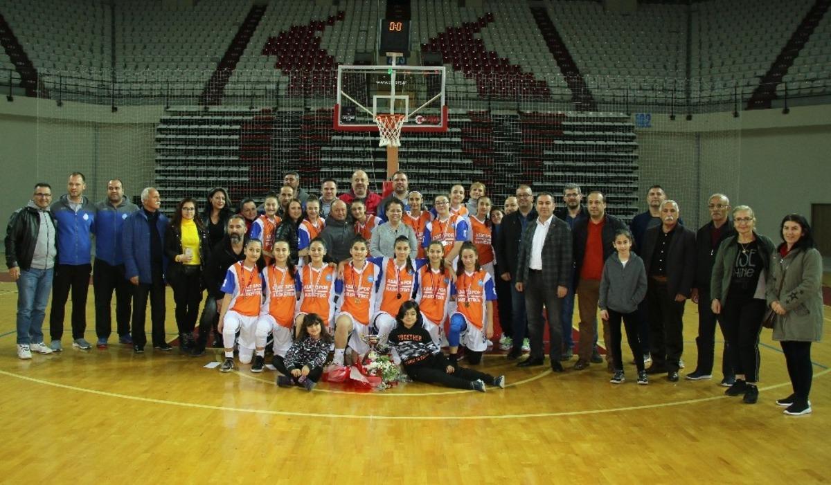 B&uuml;y&uuml;kşehir&rsquo;in potada gururu oldular