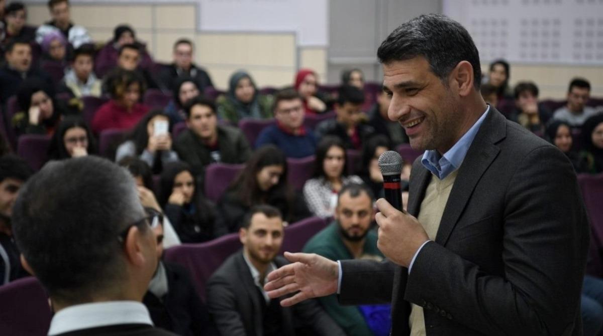 Başkan Kocaman, &ouml;ğrencilerle buluştu