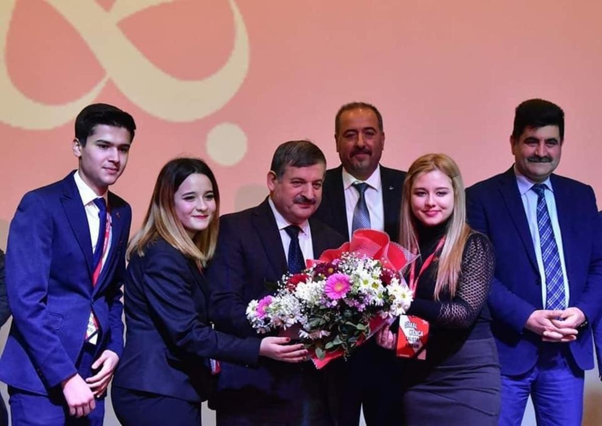 Manisa&rsquo;nın ilk Gen&ccedil;lik &Ccedil;alıştayı tamamlandı